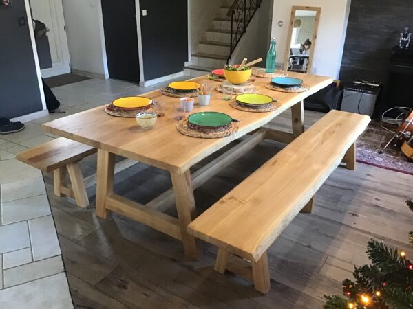 Table à manger en chêne massif